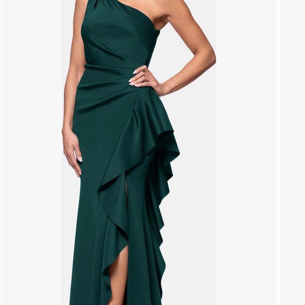 Xscape One-Shoulder Green Gown